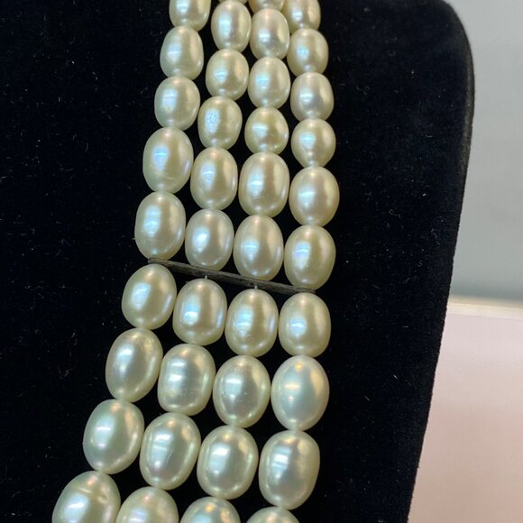 Vintage 4 Strand Pearl Necklace Layered Collar Bib Choker Sterling Silver Clasp - Picture 4 of 10